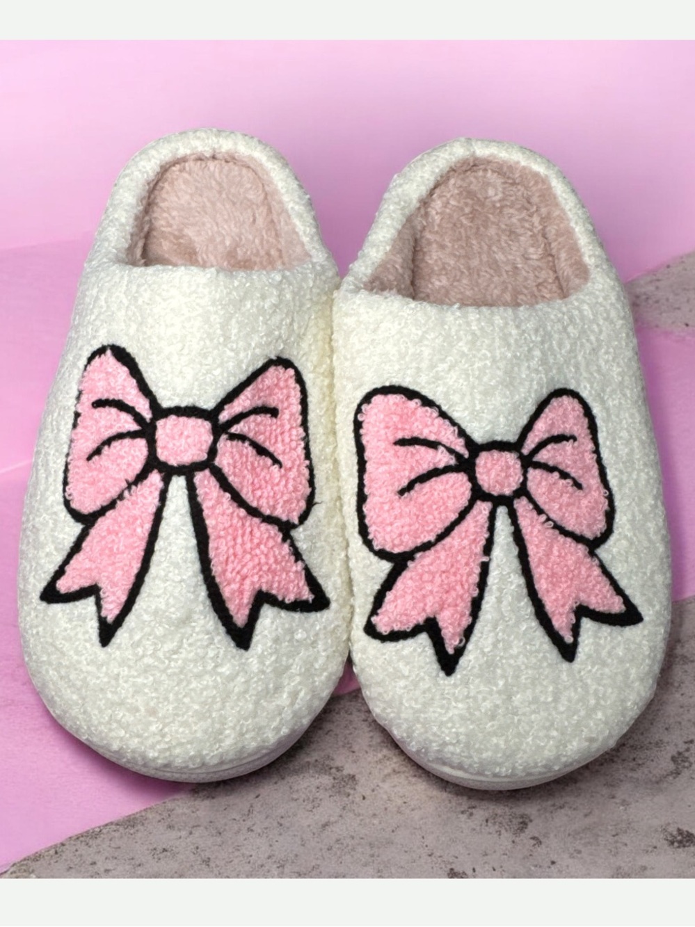 Cozy White Fuzzy Slippers with Pink Bow Size 7.5-8.5